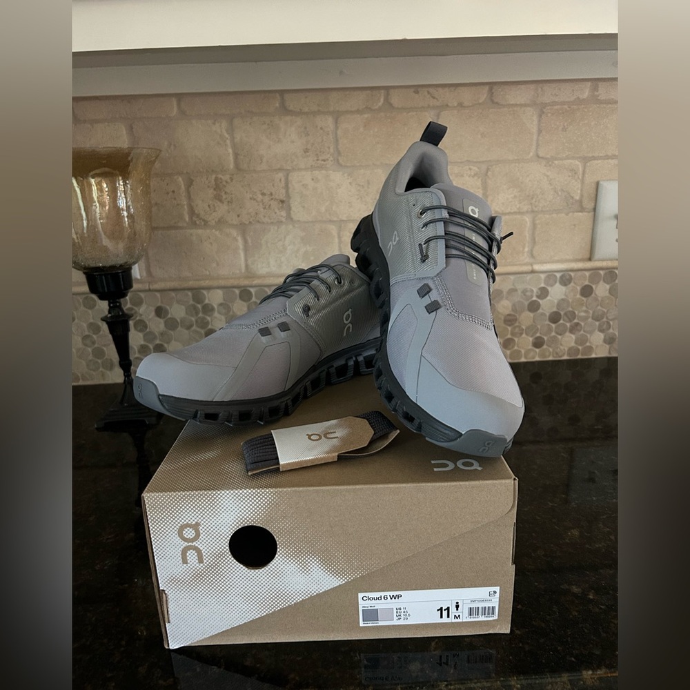 On Running Cloud 6 Waterproof Men's Shoes - Gray